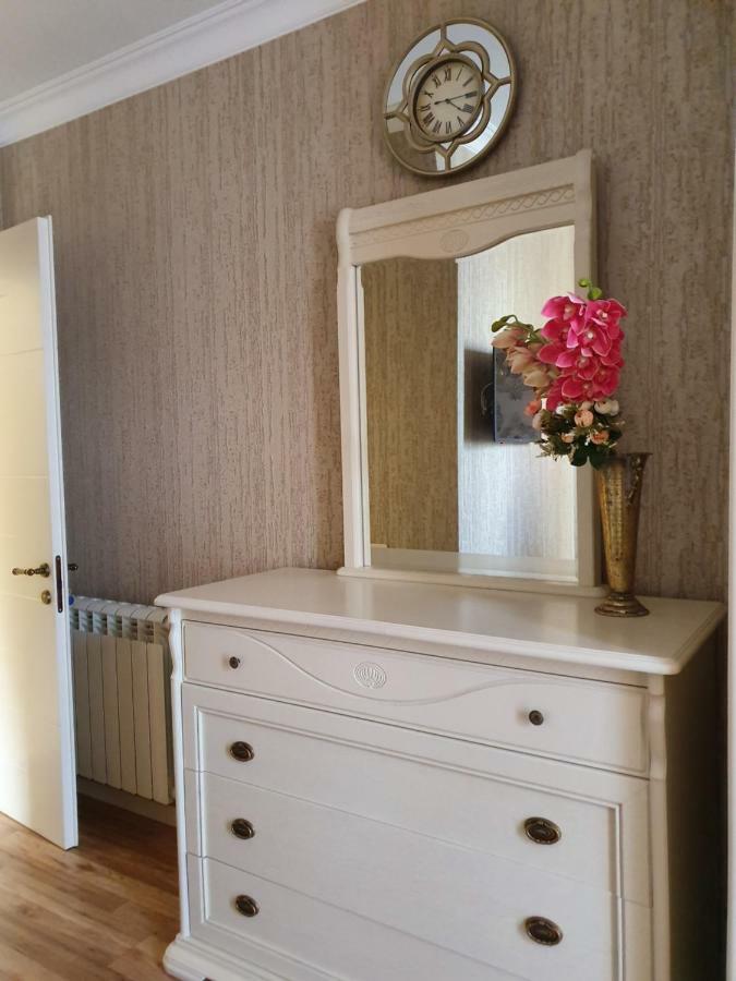 Piazza Batumi Guesthouse Екстериор снимка
